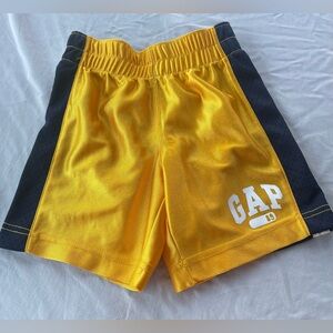 GAP Kids Yellow and Black Shorts -size 4